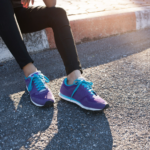Tênis Adidas: tecnologia, conforto e estilo em diferentes momentos do dia a dia