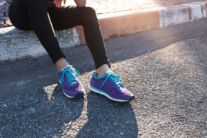 Tênis Adidas: tecnologia, conforto e estilo em diferentes momentos do dia a dia
