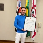 Sucesso na TV e na Internet, Gui Gomes recebe título de Cidadão Paulistano e consolida trajetória de impacto social dentro e fora das telas