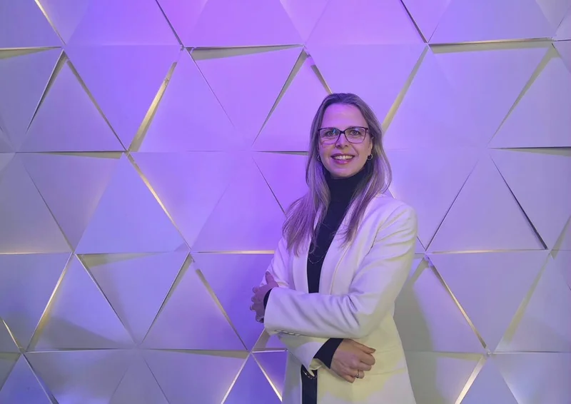 Dra. Ariane Bonucci alerta para os riscos da exposição ao ruído e reforça cuidados com a saúde auditiva em entrevista à Rede Mais Família