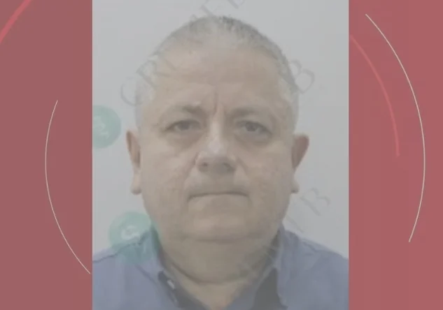 Paciente desconfia de óculos escuros e ginecologista é preso suspeito de filmar exame em Salvador