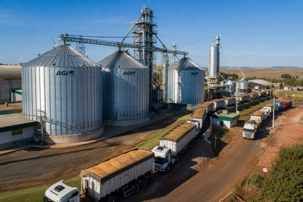 Gargalos na armazenagem aceleram investimentos em silos de alta tecnologia no Centro-Oeste