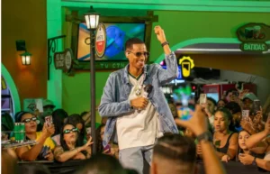 Cantor Netto Brito celebra São João histórico após mais de 30 shows em junho