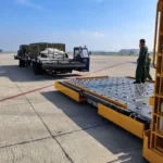 Aeronave KC-30 da FAB decola do Rio de Janeiro em missão de apoio à Venezuela