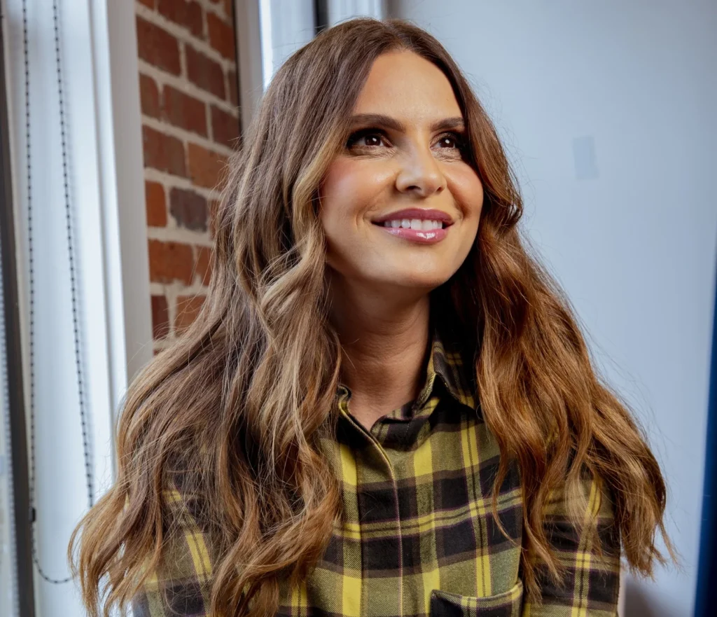Aline Barros lança “Tem que Haver Mais” e abre nova fase de seu ministério musical