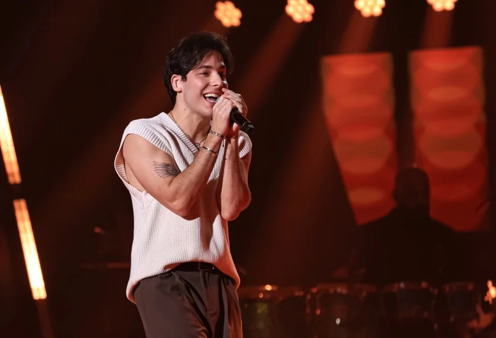 “Eu canto histórias de verdade”: Enzo Ferro abre o coração ao Diário Tocantinense no Hora da Fama
