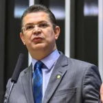Sóstenes Cavalcante entra em campo por Eduardo Gomes e reforça projeto de reeleição ao Senado