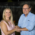 Prefeita de Santa Fé, Vicença Lino anuncia apoio a Ronaldo Dimas ao Senado: “É um trabalho que enche os olhos”