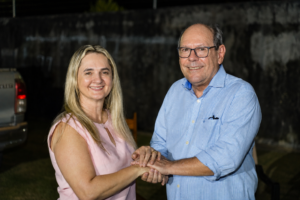 Prefeita de Santa Fé, Vicença Lino anuncia apoio a Ronaldo Dimas ao Senado: “É um trabalho que enche os olhos”