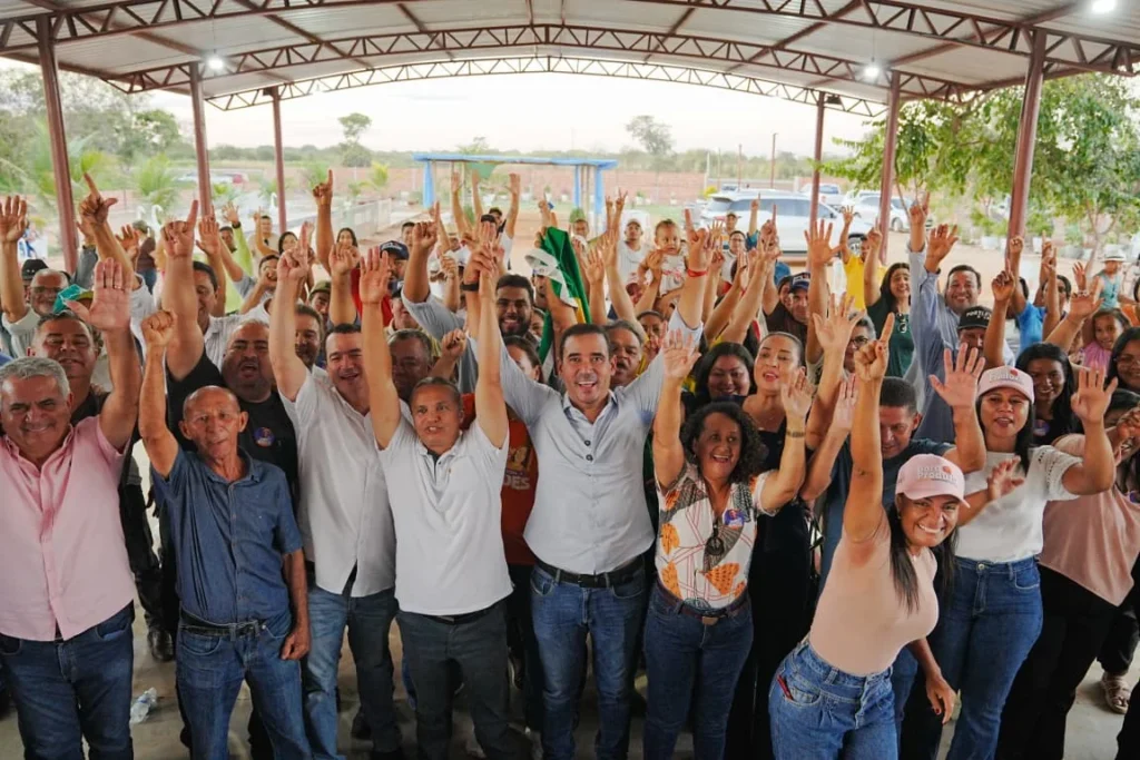 Virada em Peixe: prefeito Augusto Cézar deixa eixo ligado a Laurez e fecha com Vicentinho ao lado de seis vereadores e lideranças