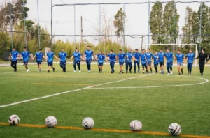 “Não basta dizer para um menino ‘não seja agressivo’”, diz CEO da Ronaldo Academy ao DT; dados do Brasil e Tocantins acendem alerta