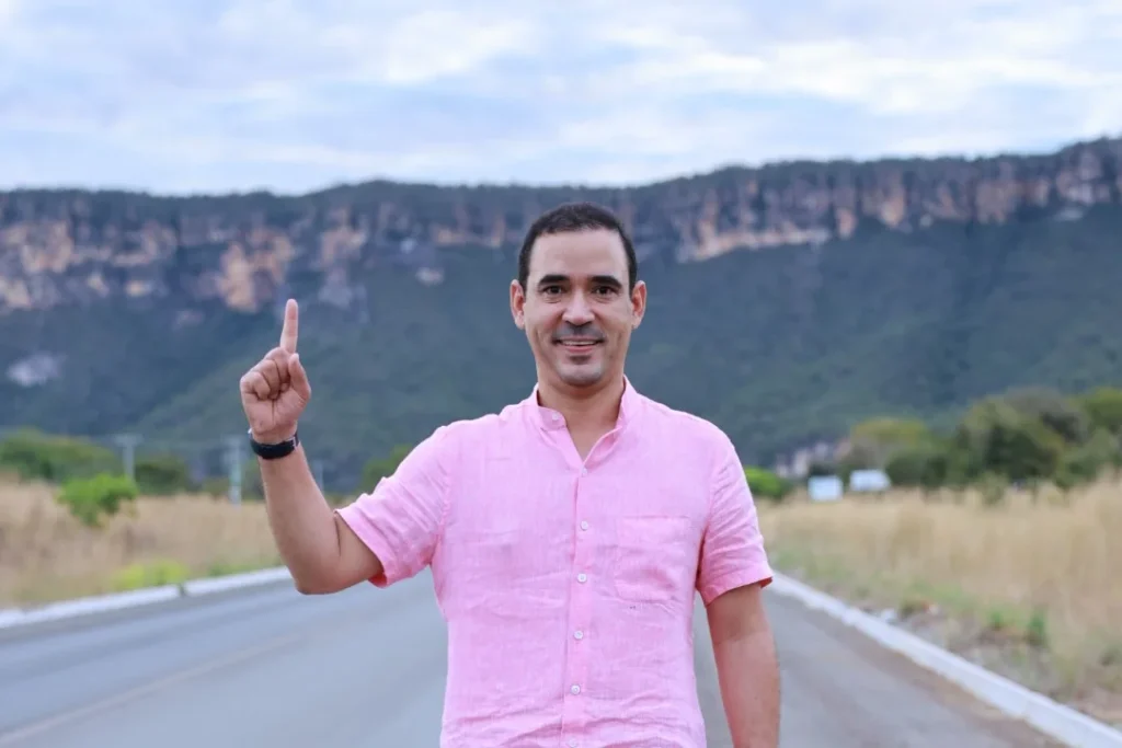 “Meu compromisso é com o povo de Araguaína”: Vicentinho destina R$ 1,9 milhão para recapeamento