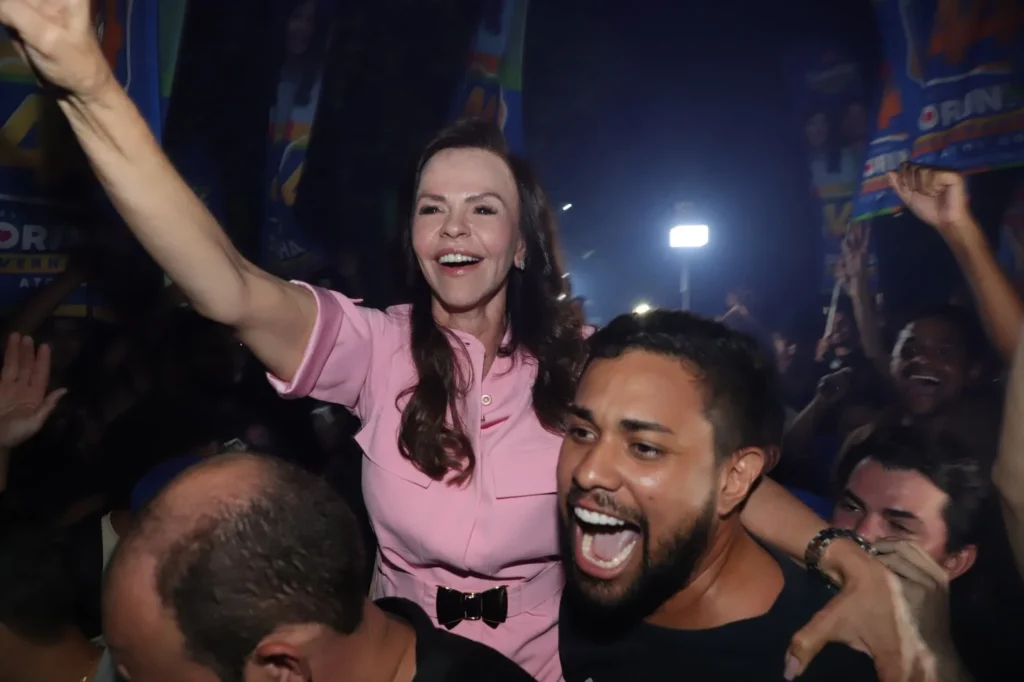 “A educação é minha área e nós vamos investir, sim”, diz Dorinha ao defender carreira dos professores no debate da TV Anhanguera