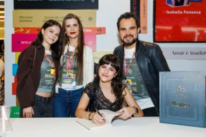 Isabella Fonseca marca estreia como escritora na Bienal do Livro ao lado de Luciano Camargo e Flávia