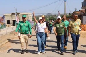 “Tenho história, trabalho e compromisso com Taguatinga”, afirma Claudia Lelis durante grande reunião