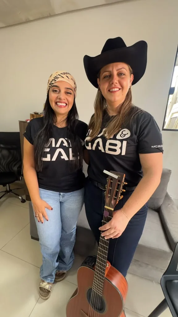EXCLUSIVO DT | “A gente mora no trecho”: May e Gabi abrem o coração em Colinas e revelam bastidores da vida na estrada