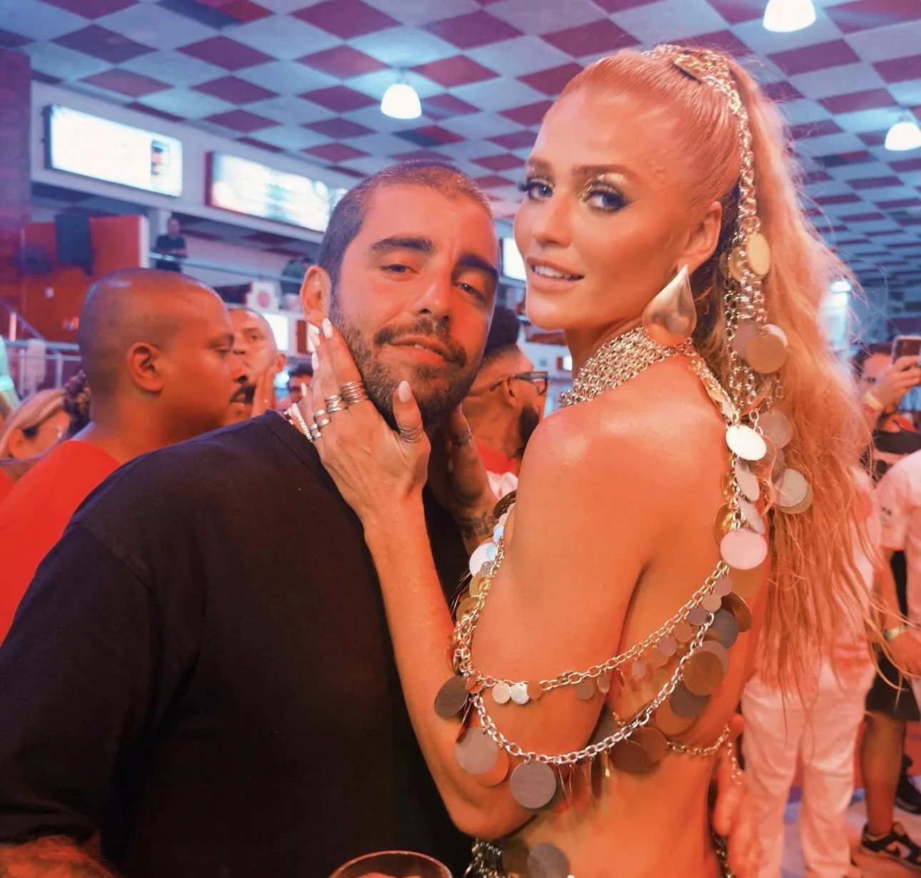 F6 da Fama com Leão Lobo: Famosos anunciam separação, ex-esposa de Giovani expõe o cantor nas redes sociais e mais... 4 scoob