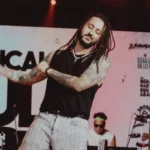 Julies mobiliza fãs e busca marcas para audiovisual de emo em reggae com Pe Lanza, Hateen, Hevo84 e Replace