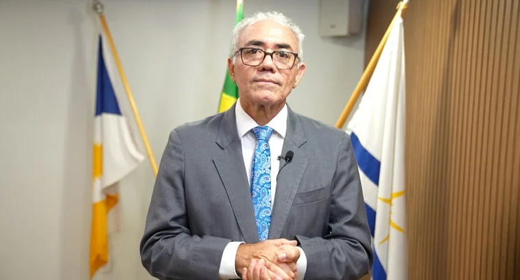 Adolfo Amaro orienta juízes a manter até as 19h as seções que ainda estavam abertas no Tocantins