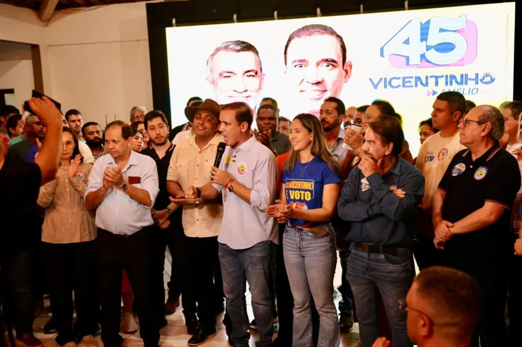 “O Tocantins precisa de uma gestão presente”, diz Vicentinho em encontro com vereadores e apoiadores no Aureny III