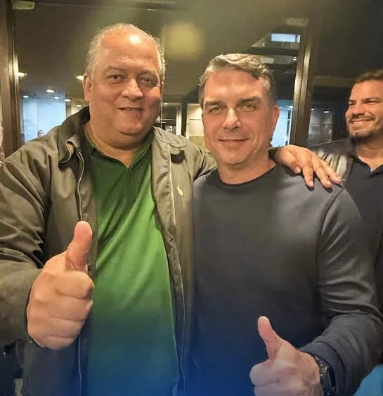 Eduardo Gomes e Gaguim participam de live com Flávio Bolsonaro na véspera da eleição; veja o vídeo