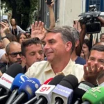 Apoiadores de Flávio Bolsonaro preparam carreata em Palmas para 20 de outubro
