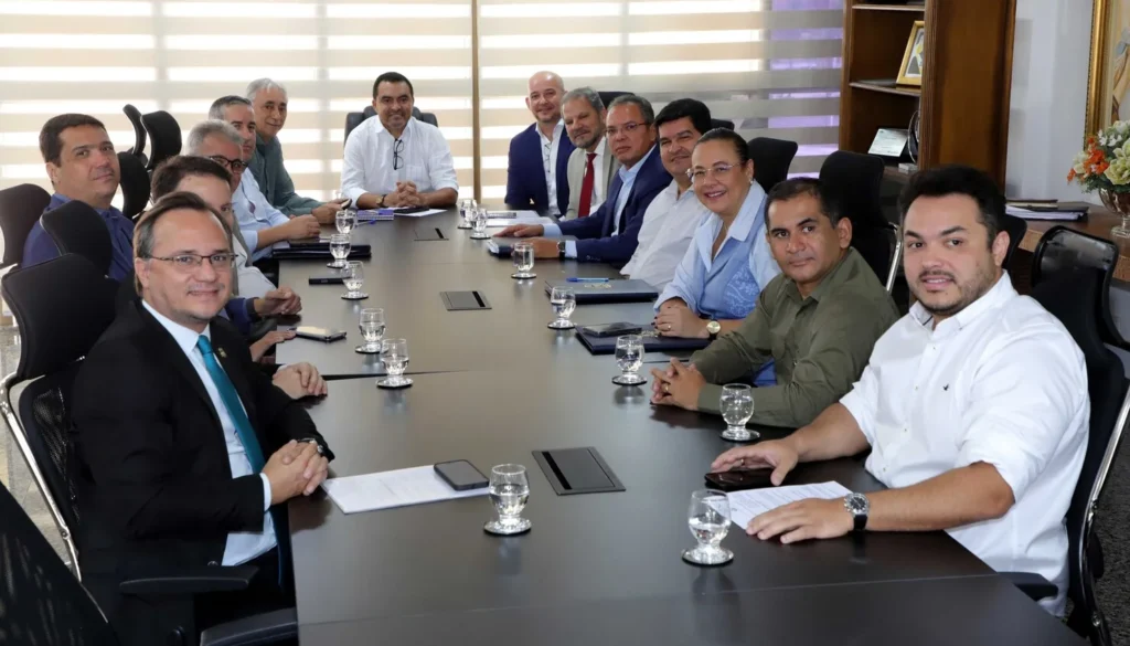 Wanderlei anuncia “transição organizada e transparente” após conversa com Vicentinho
