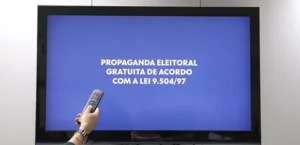 Último dia no rádio e na TV: propaganda eleitoral termina hoje e debates podem avançar até sexta; veja o que ainda pode