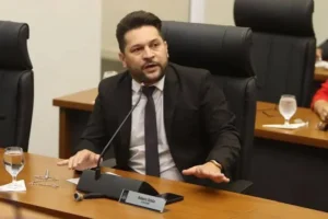 Rubens Uchôa é liberado após prisão por suspeita de compra de votos em Palmas