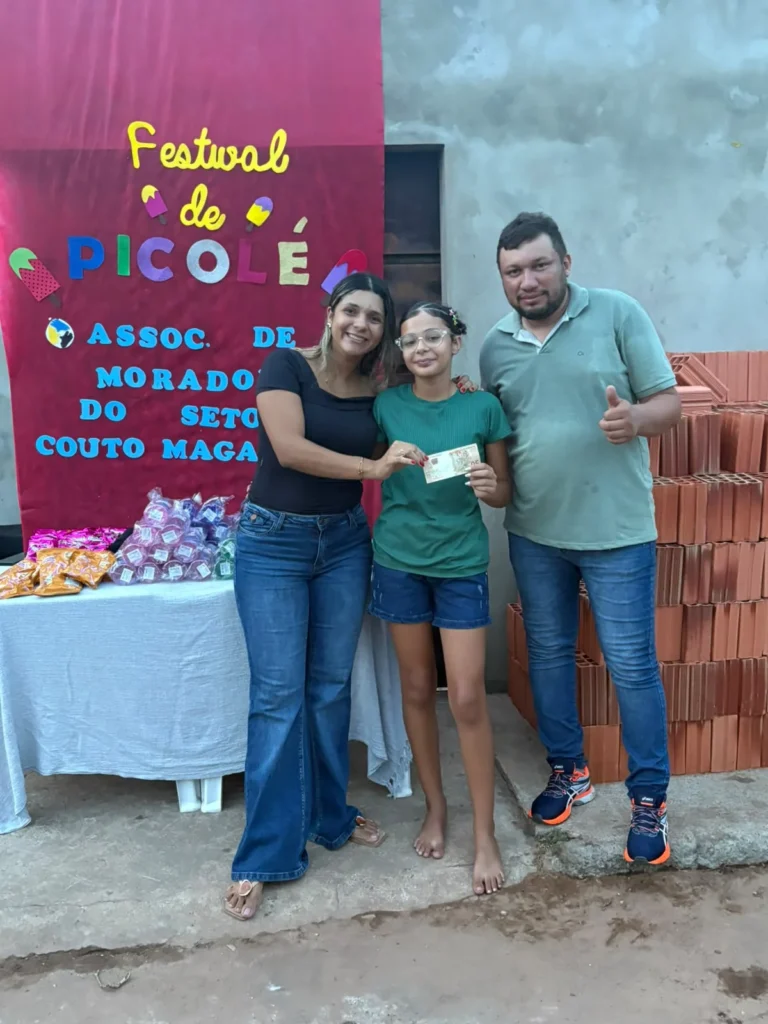 Festival do Picolé reúne centenas de crianças em frente à casa de Thiago Barbosa, em Araguaína