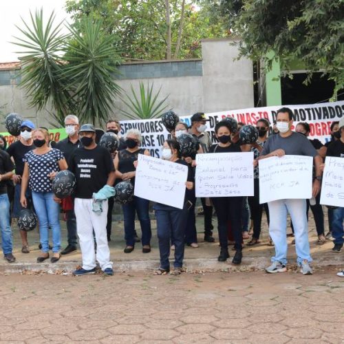 Protestos marcam gestão Kasarin em Colinas do Tocantins; Profissionais da saúde cobram pagamento de data-base e progressões atrasados