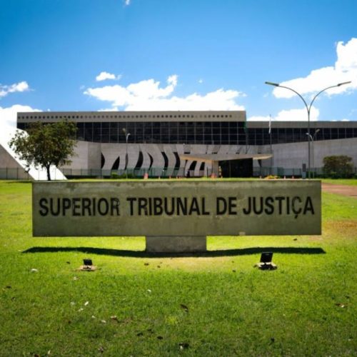 STJ decidi em recurso repetitivo que o candidato a cargo que exige curso técnico pode tomar posse com diploma superior na mesma área