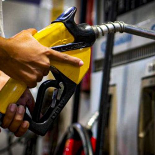 Mais um baque na conta do mÃªs para o consumidor, gasolina chega a R$ 7 reais nos postos do Estado