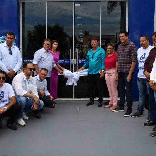 Vilmar prestigia inauguração de obras no Aniversário de Araguaçu e destaca recursos destinados para o município