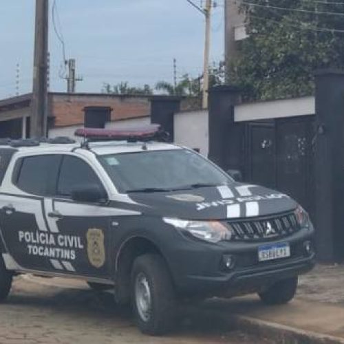 Mulher acorda durante assalto em casa, pede ajuda e é morta com oito facadas em Colinas; Polícia localiza e prende em flagrante autor do crime