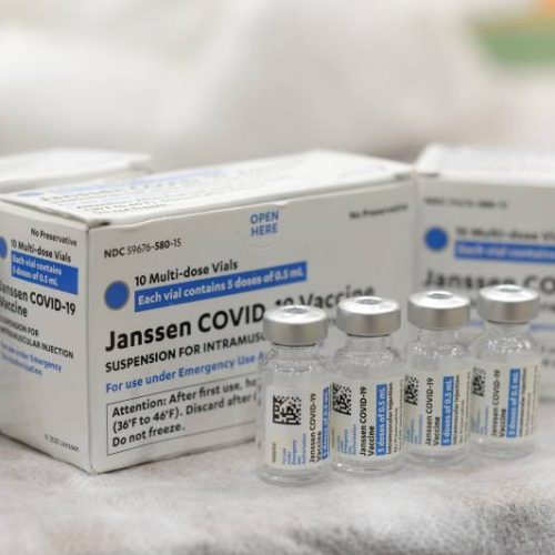 Doses de Janssen e Pfizer chegam ao Tocantins