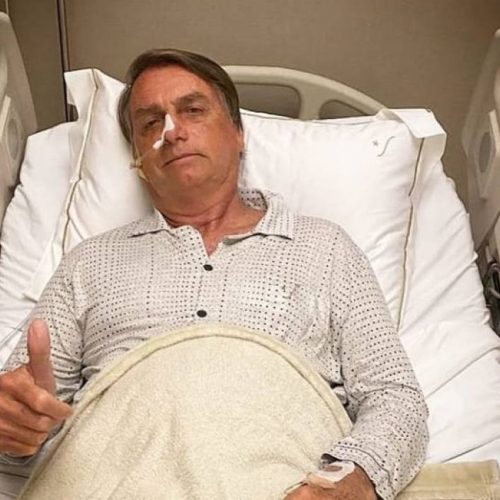 Jair Messias Bolsonaro é internado em hospital de São Paulo com desconforto abdominal