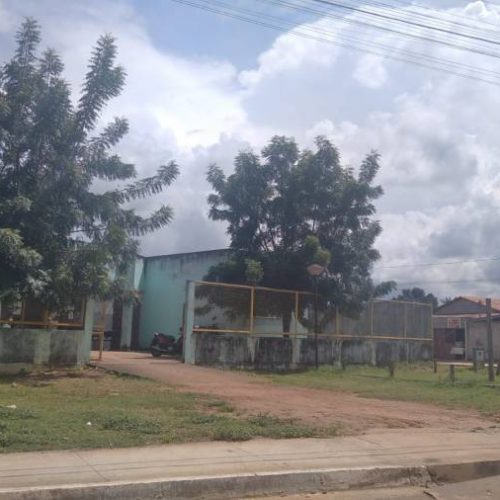 Curto em padrão de posto de saúde de Colinas, causa queda de energia durante atendimento