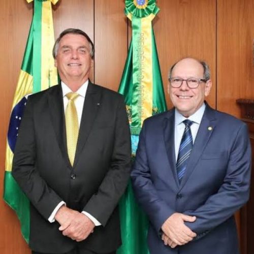 Após Bolsonaro criar indisposição com Poderes, Dimas busca estreitar laços com outros partidos como o União de Dorinha, Gaguim e do MDB