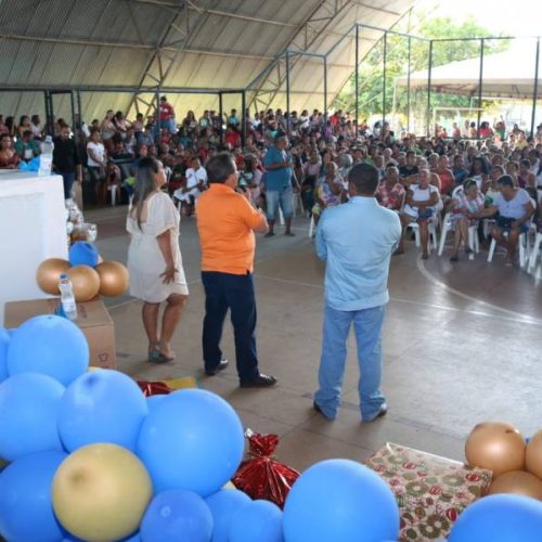 Com apoio de Vilmar, mães de Filadélfia iniciam maio com festa e homenagens