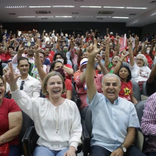 Visita de Gleisi Hoffmann ao Tocantins movimenta base popular de Lula e Paulo Mourão