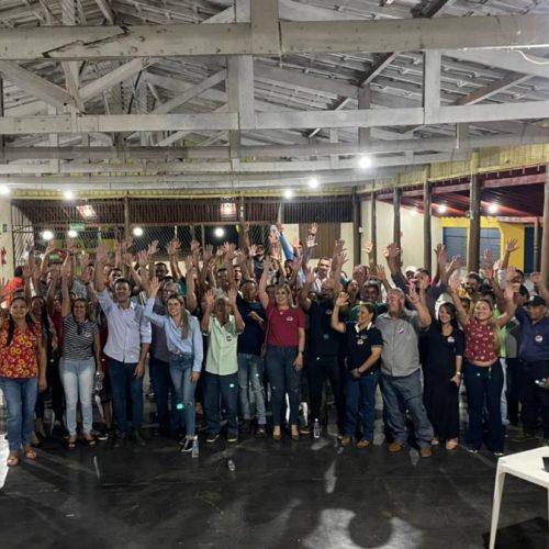 Encontro com Luciano Oliveira movimenta noite em Colinas e traz referÃªncia política na região