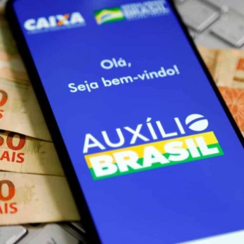 Auxílio Brasil: pagamento ajustado para R$600 é antecipado; confira o calendário