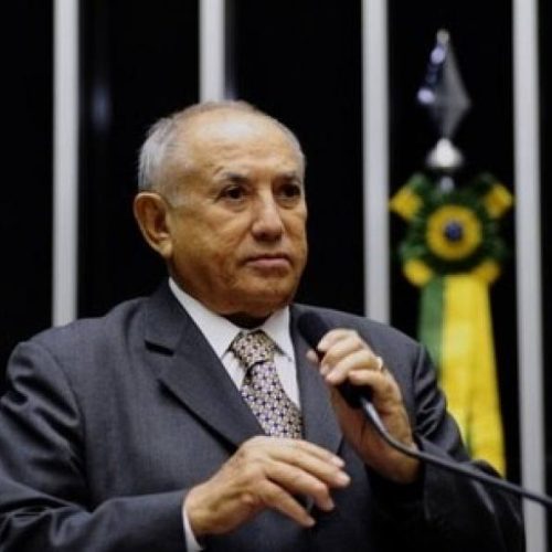 Siqueira Campos, ex-governador do TO, é internado e inicia tratamento para combater doença respiratória