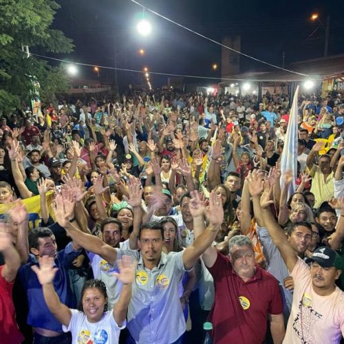 Reunião de Luciano Oliveira em Colméia atrai multidão