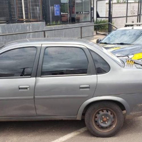 PRF recupera em Paraíso, veículo roubado em Gurupi