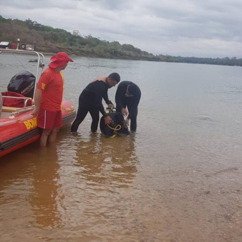 Corpo de Jovem que se afogou na praia do Funil é encontrado a dois metros de profundidade