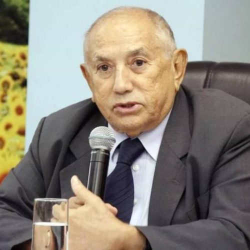 Ex-governador Siqueira Campos é submetido a cirurgia para retirada da vesícula