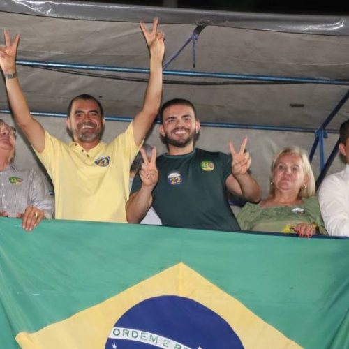 Wanderlei Barbosa reuniu multidão em evento Pró-Bolsonaro na Praça dos Girassóis nesta terça, 26