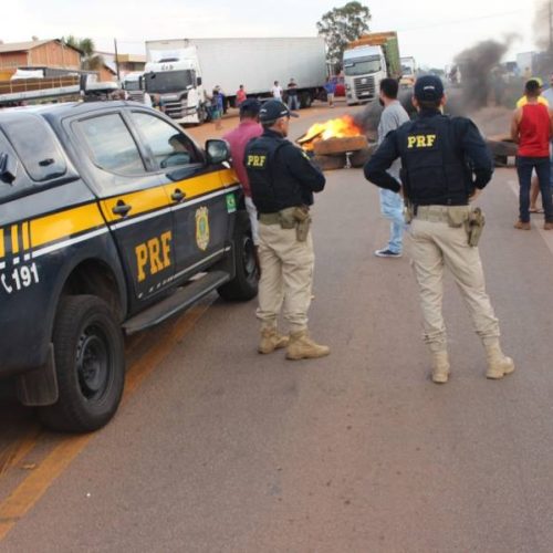 PRF do Tocantins confirma fim do bloqueio de rodovias federais no estado após negociações